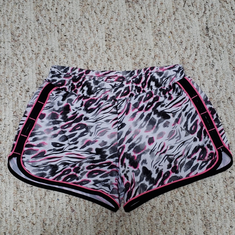 3/$15 Justice Shorts Zebra w/Pink Size 14